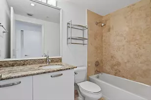 704 N Ocean Blvd, Pompano Beach, FL 33062 - Photo 32