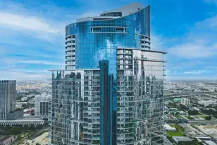 851 NE 1st Ave, Miami, FL 33132 - Photo 8