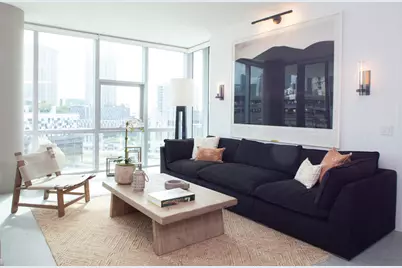 851 NE 1st Avenue #812, Miami, FL 33132 - Photo 2