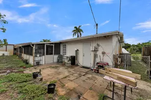 2745 Cambridge Rd, Lake Worth, FL 33462 - Photo 38