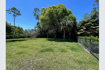 103 Squire Drive, Wellington, FL 33414 - Photo 4