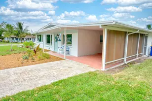 1315 NE Flora Pl, Jensen Beach, FL 34957 - Photo 4