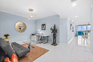 2650 Lake Shore Dr, Riviera Beach, FL 33404 - Photo 12