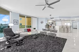 2650 Lake Shore Dr, Riviera Beach, FL 33404 - Photo 10