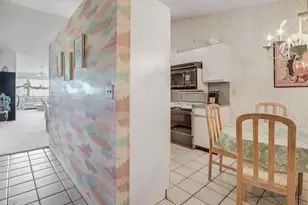 7610 Tahiti Ln, Lake Worth, FL 33467 - Photo 8