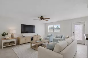 228 Brittany E, Delray Beach, FL 33446 - Photo 2