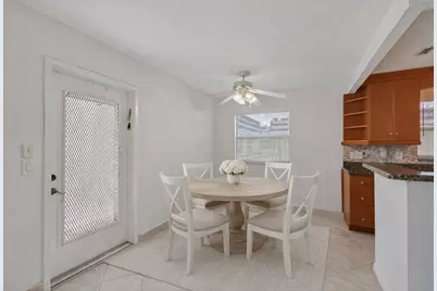 228 Brittany E, Delray Beach, FL 33446 - Photo 6