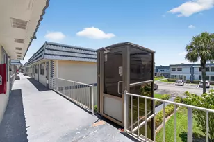 228 Brittany E, Delray Beach, FL 33446 - Photo 22