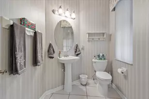 1634 SW Harbour Isles Cir, Port Saint Lucie, FL 34986 - Photo 28