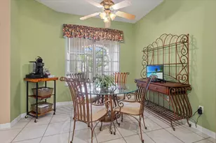 1634 SW Harbour Isles Cir, Port Saint Lucie, FL 34986 - Photo 10