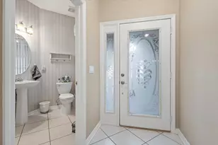 1634 SW Harbour Isles Cir, Port Saint Lucie, FL 34986 - Photo 8