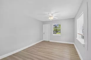 323 S E St, Lake Worth Beach, FL 33460 - Photo 10