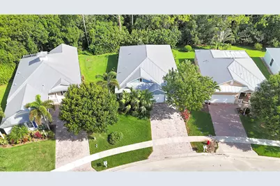 616 NE Canoe Park Circle, Port Saint Lucie, FL 34983 - Photo 4