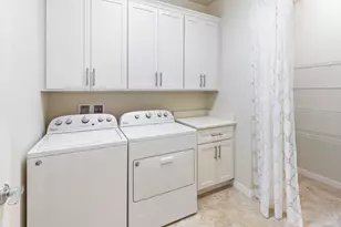 649 SE Monteiro Dr, Port Saint Lucie, FL 34984 - Photo 20