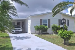 3701 Sleepy Hollow Ln, Port Saint Lucie, FL 34952 - Photo 2