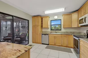 3209 S Lakeview Cir, Hutchinson Island, FL 34949 - Photo 18