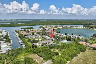 3209 S Lakeview Cir, Hutchinson Island, FL 34949 - Photo 44