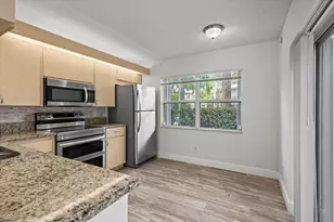 2846 SW Lakemont Pl, Palm City, FL 34990 - Photo 10