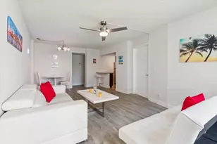 1040 SE 4th Ave, Deerfield Beach, FL 33441 - Photo 4