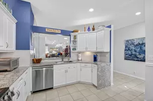 10853 Royal Caribbean Cir, Boynton Beach, FL 33437 - Photo 10