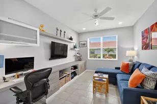 10853 Royal Caribbean Cir, Boynton Beach, FL 33437 - Photo 20