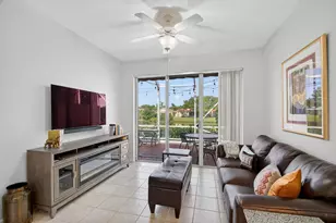 10853 Royal Caribbean Cir, Boynton Beach, FL 33437 - Photo 22