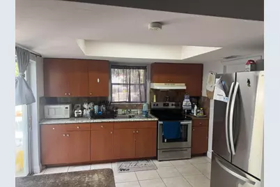 910 N F Street, Lake Worth Beach, FL 33460 - Photo 2