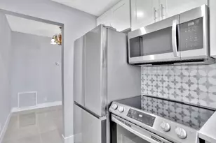 2400 NE 10th St, Pompano Beach, FL 33062 - Photo 24