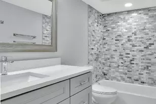 2400 NE 10th St, Pompano Beach, FL 33062 - Photo 26