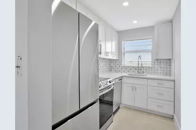 2400 NE 10th Street #506, Pompano Beach, FL 33062 - Photo 22