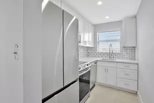 2400 NE 10th St, Pompano Beach, FL 33062 - Photo 22