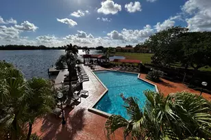 1102 Republic Ct, Deerfield Beach, FL 33442 - Photo 6