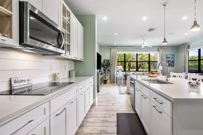 7611 Moonrise Drive, Lake Worth, FL 33467 - Photo 4