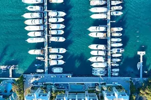 184 Lake Dr, Riviera Beach, FL 33404 - Photo 2