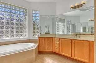 819 SW Bromelia Terrace, Stuart, FL 34997 - Photo 16