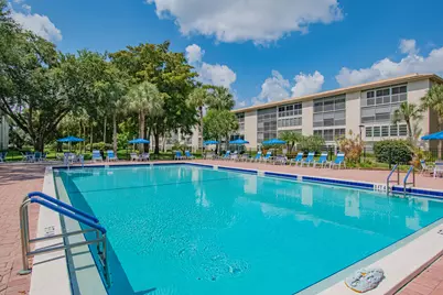 2301 Lucaya Lane #M3, Coconut Creek, FL 33066 - Photo 16