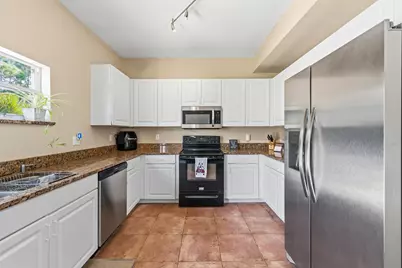 624 NE Bent Paddle Lane, Port Saint Lucie, FL 34983 - Photo 4