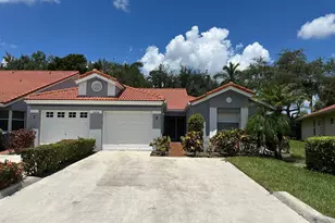 9976 Seacrest Cir, Boynton Beach, FL 33437 - Photo 1