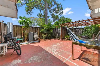 2423 24th Lane, Greenacres, FL 33463 - Photo 4