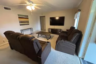 335 Knotty Pine Cir, Greenacres, FL 33463 - Photo 2