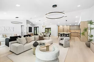 8090 Twin Lake Dr, Boca Raton, FL 33496 - Photo 18