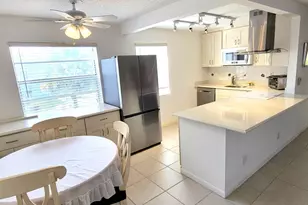 219 Normandy E, Delray Beach, FL 33484 - Photo 2