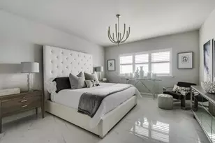 2650 Lake Shore Dr, Riviera Beach, FL 33404 - Photo 12