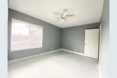 815 W Boynton Beach Boulevard #16-201, Boynton Beach, FL 33426 - Photo 16