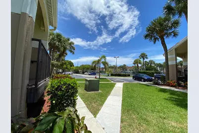 815 W Boynton Beach Boulevard #7-102, Boynton Beach, FL 33426 - Photo 28