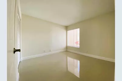 815 W Boynton Beach Boulevard #7-102, Boynton Beach, FL 33426 - Photo 20