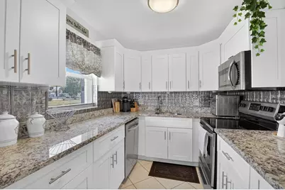 360 Seville O, Delray Beach, FL 33446 - Photo 6