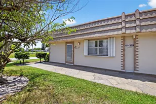 360 Seville O, Delray Beach, FL 33446 - Photo 2