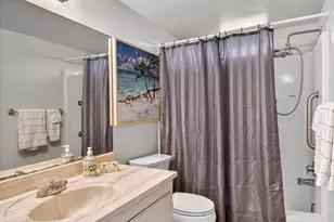 2615 NE 3rd Ct, Boynton Beach, FL 33435 - Photo 32