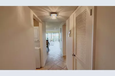 4090 Tivoli Court #303, Lake Worth, FL 33467 - Photo 6